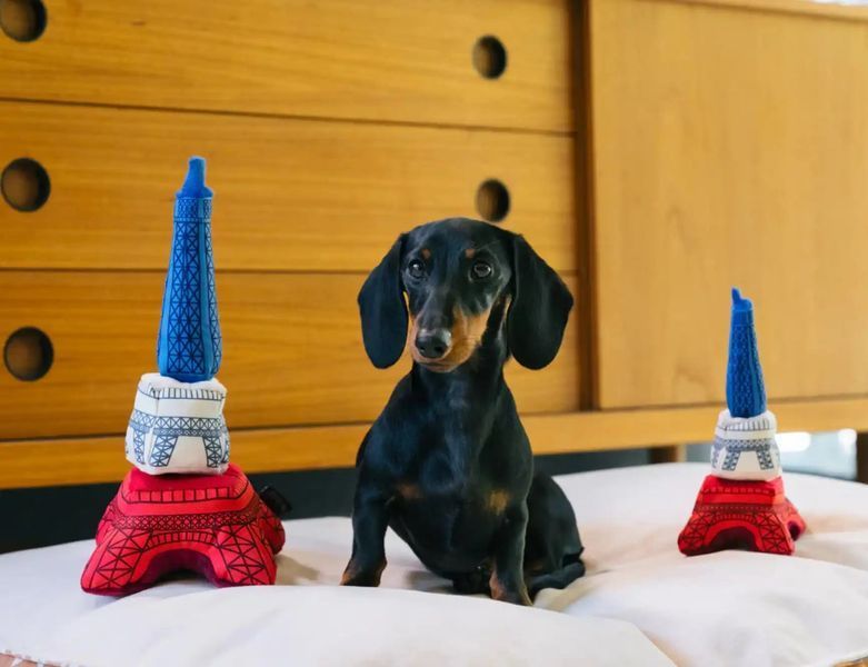 Игрушка для собак Totally Touristy - Eiffel Tower Pet Play 12464 фото